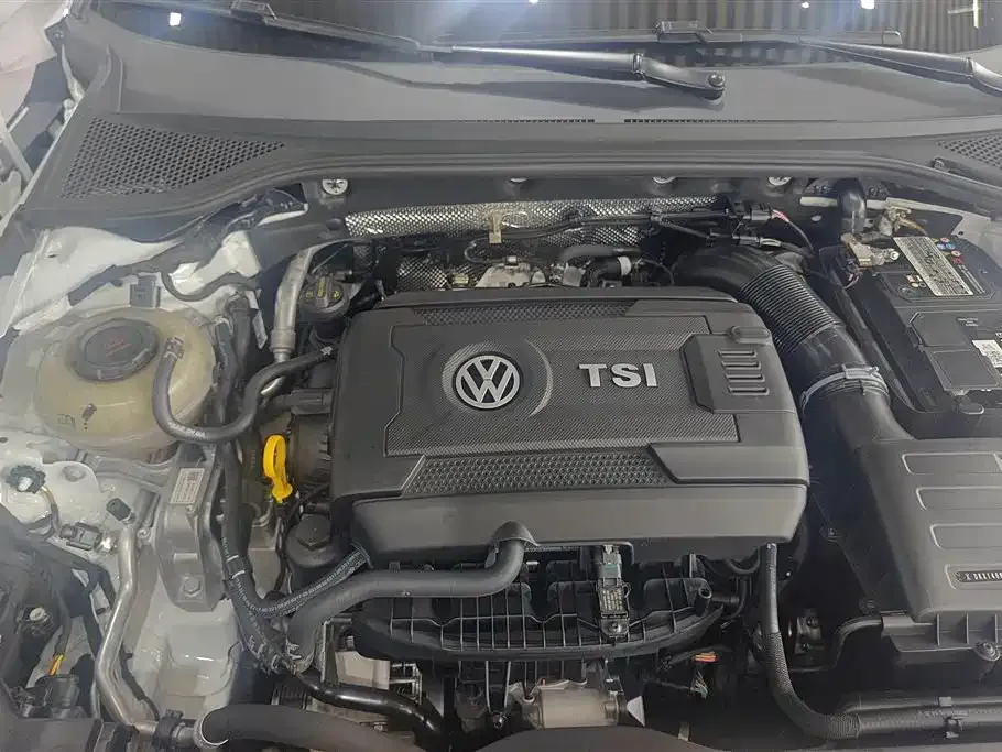 Volkswagen CC 2022 из CN, фото 5