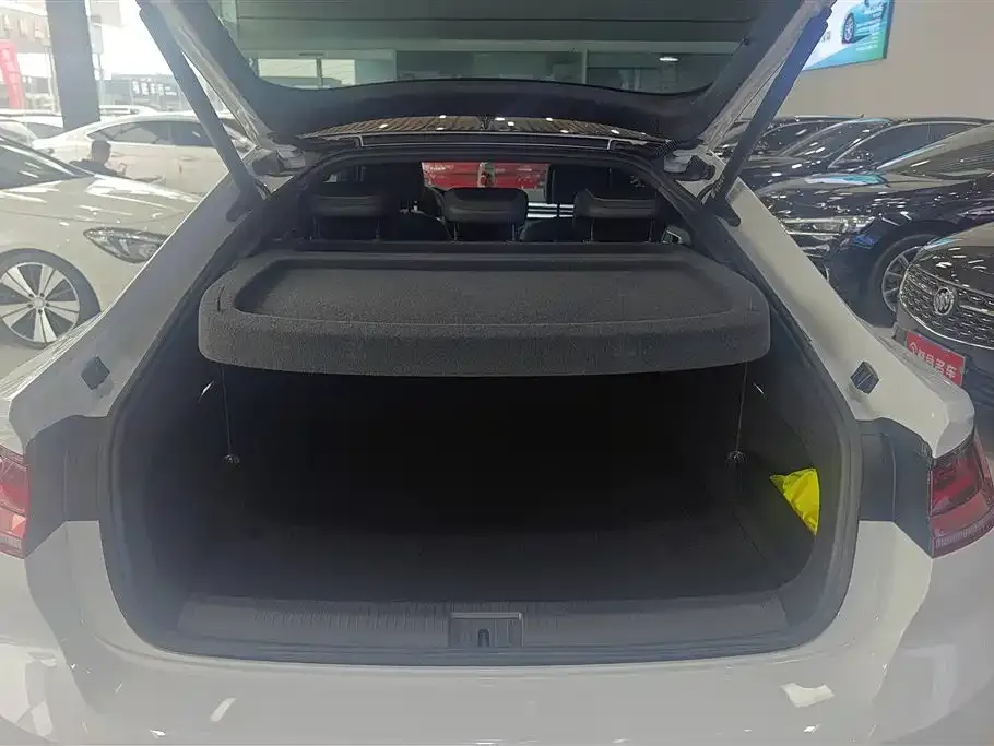 Volkswagen CC 2022 из CN, фото 6