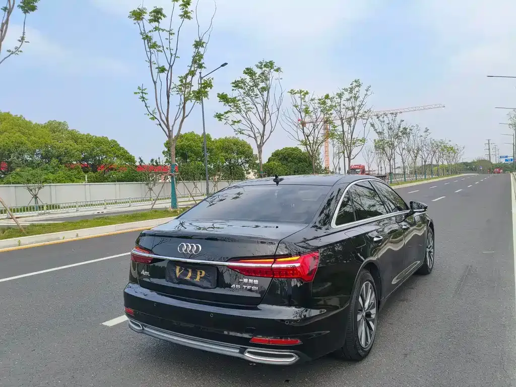 Audi A6L 2021 из CN, фото 5