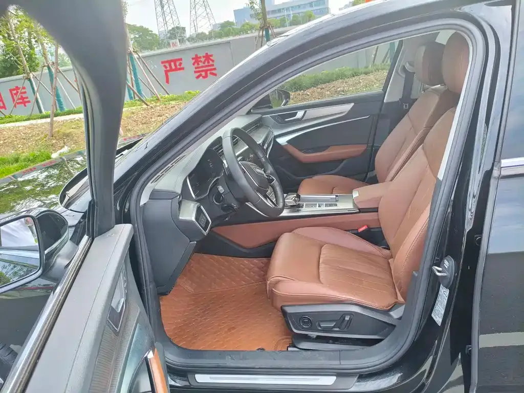 Audi A6L 2021 из CN, фото 8