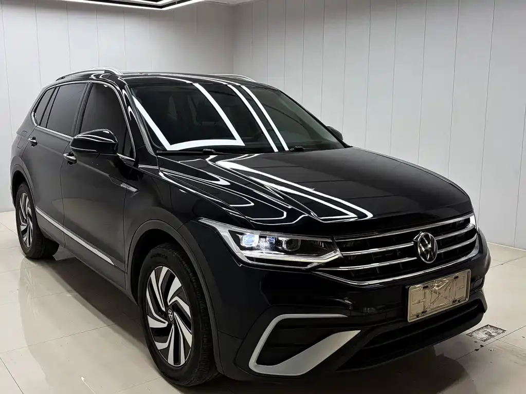 Volkswagen Tiguan L 2023 из CN, фото 8