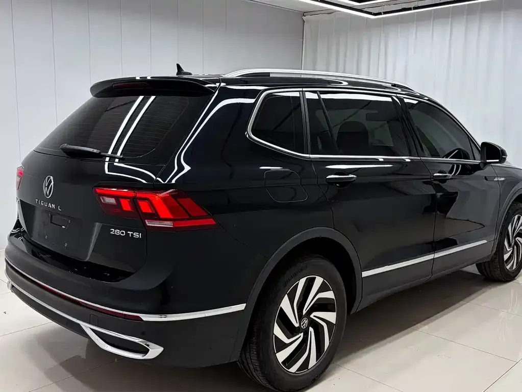 Volkswagen Tiguan L 2023 из CN, фото 7