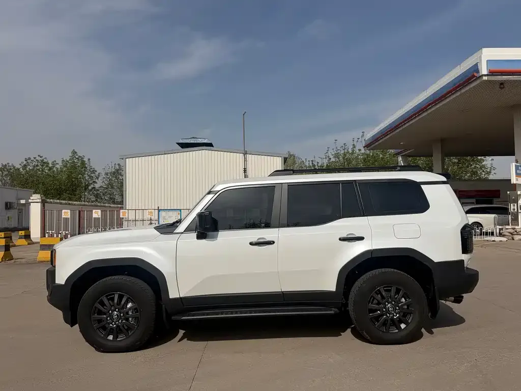 Toyota Prado 2025 из CN, фото 4