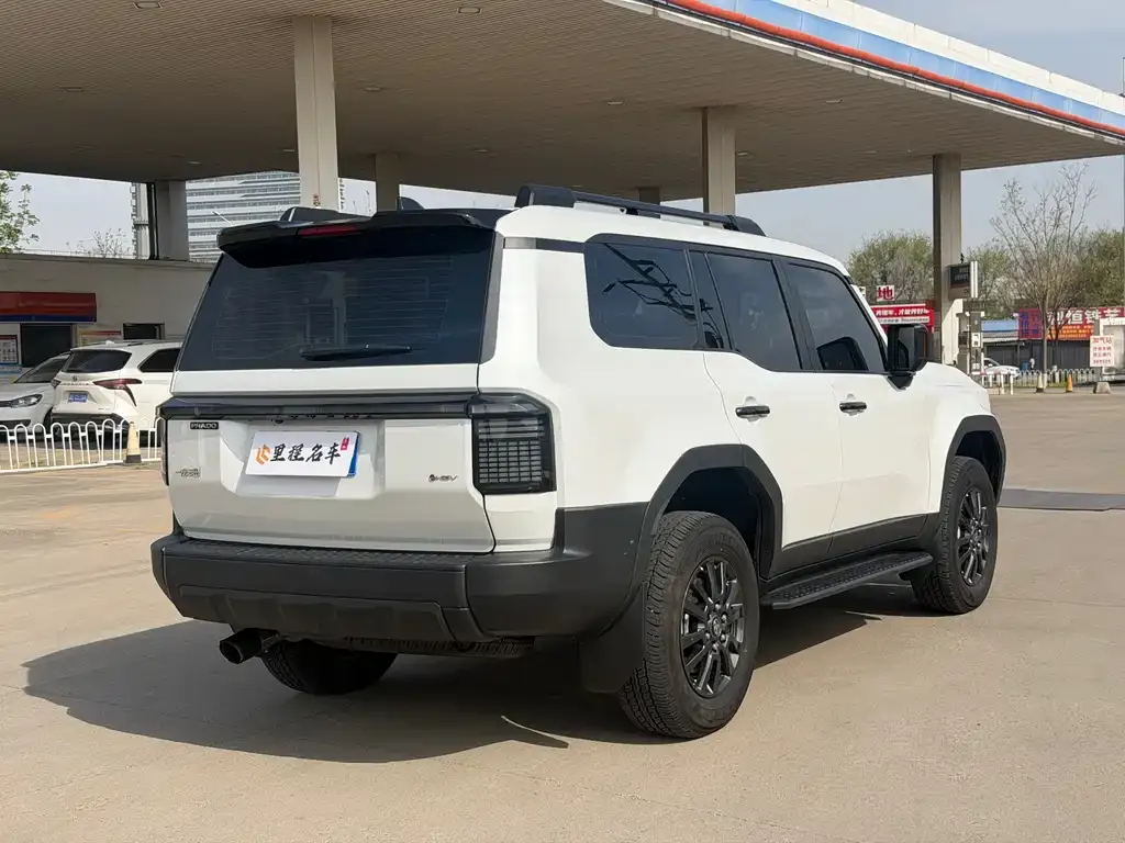 Toyota Prado 2025 из CN, фото 2