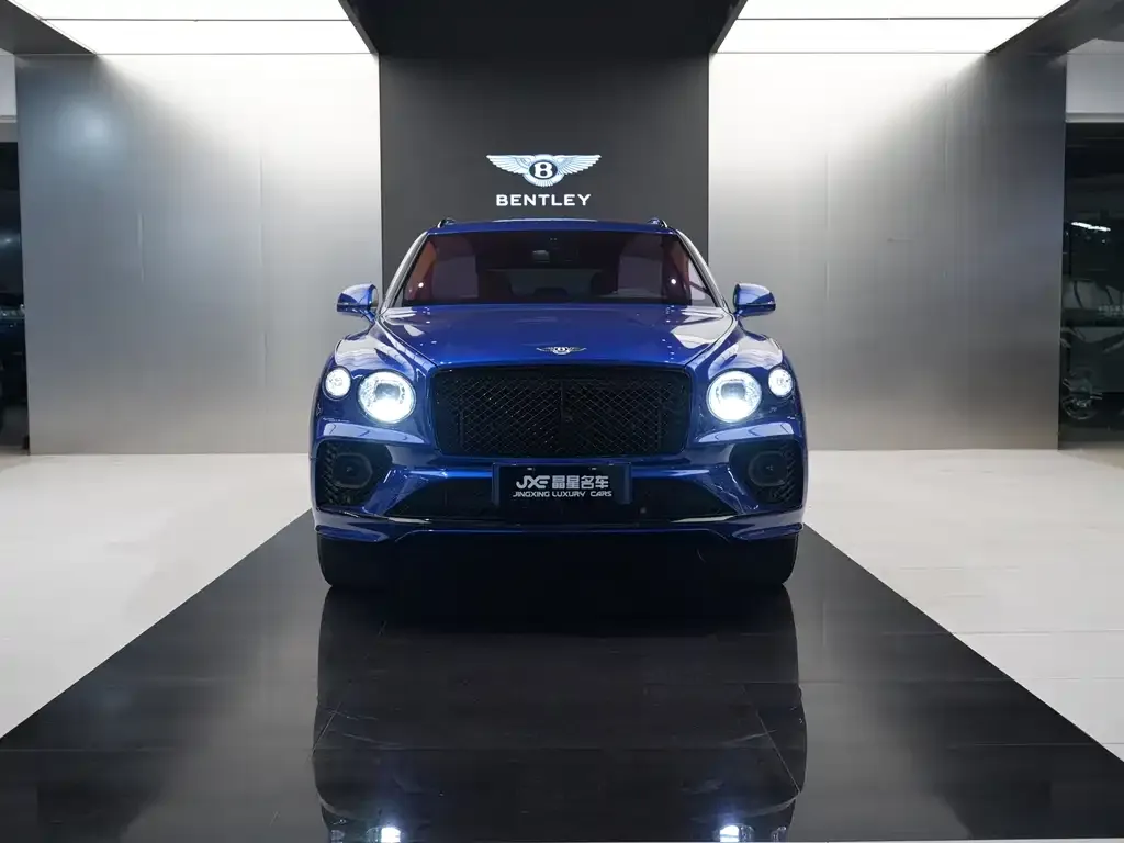 Bentley Bentayga — фото 2