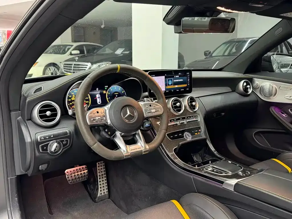 Mercedes-Benz C-Class AMG — фото 10