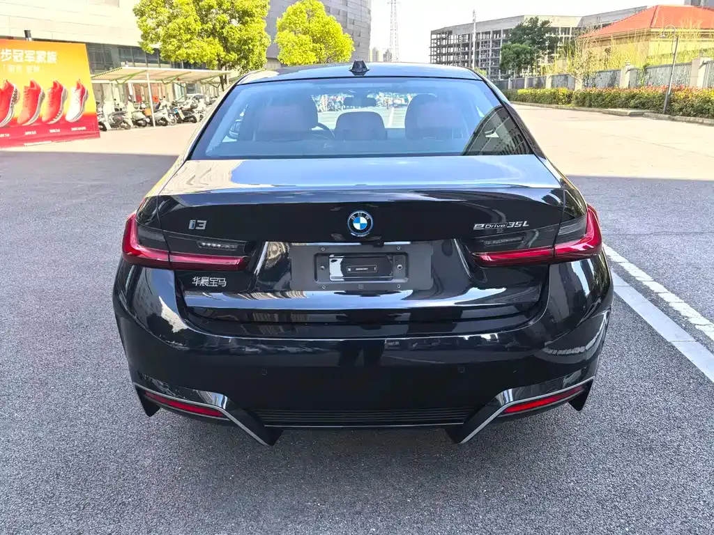 BMW i3 — фото 8
