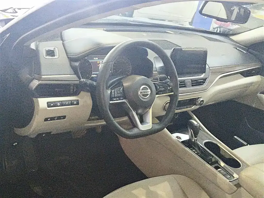 Nissan Teana — фото 10