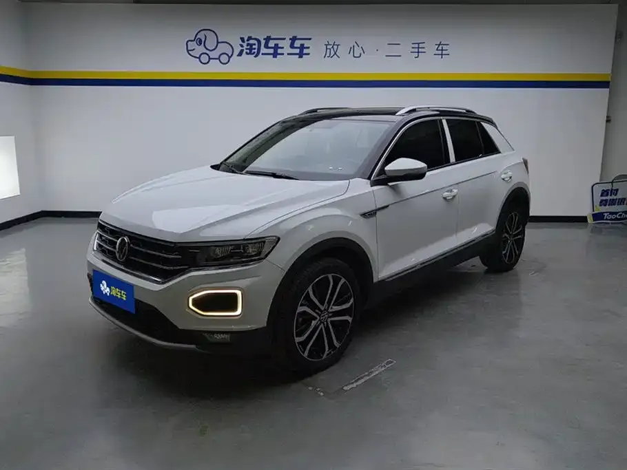 Volkswagen T-Roc — фото 1