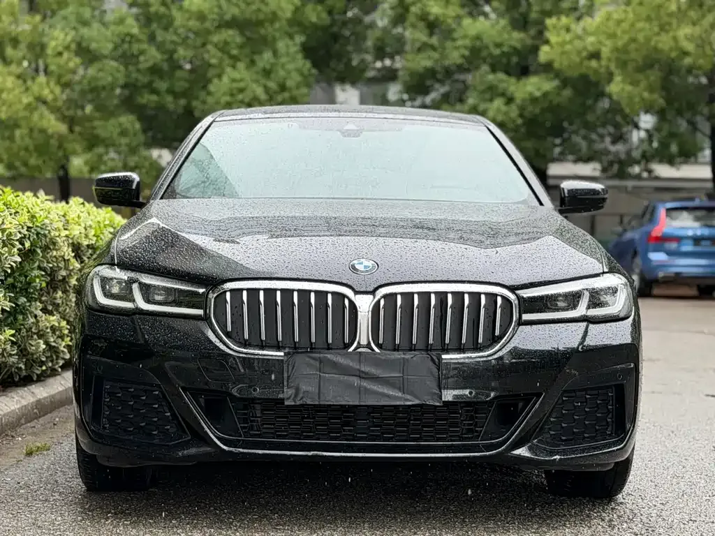 BMW 5 Series — фото 3