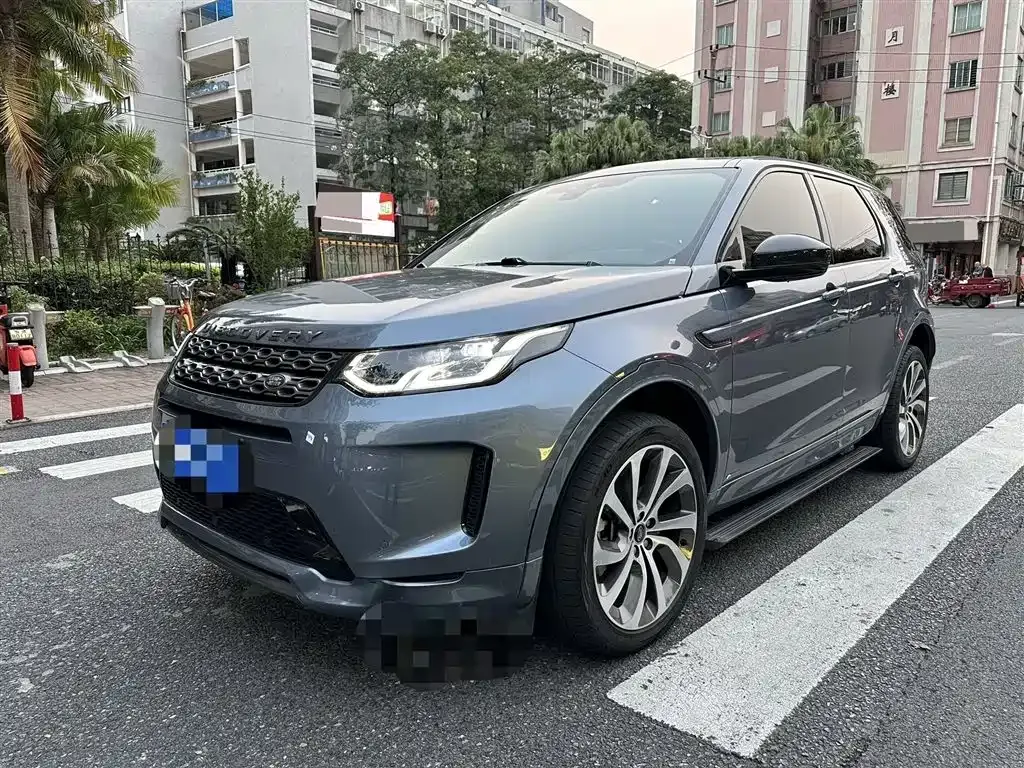 Land Rover Discovery Sport — фото 1