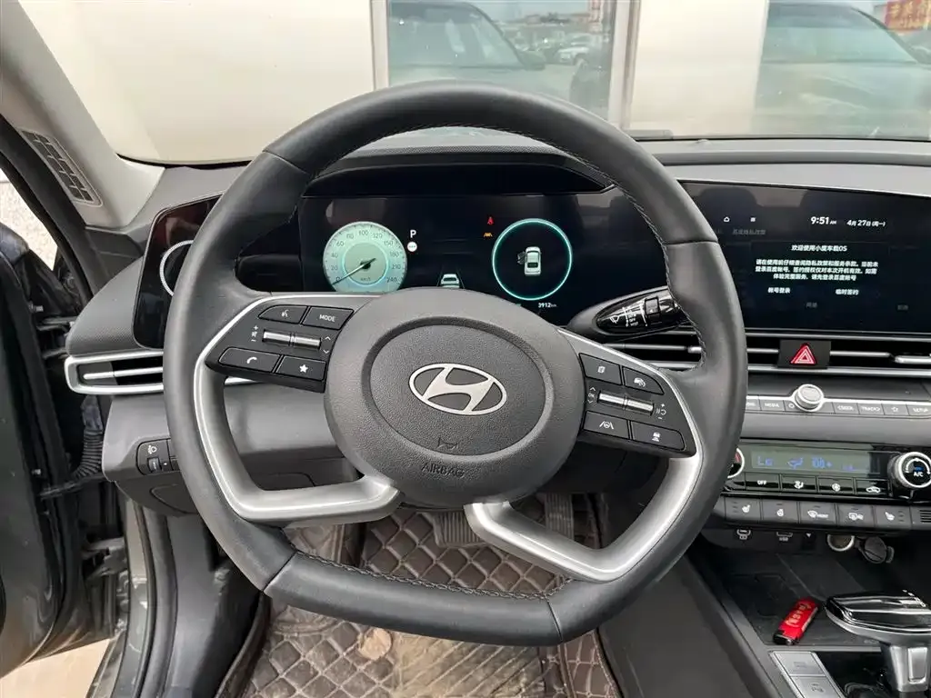 Hyundai Elantra 2023 из CN, фото 7