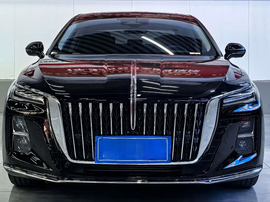 Hongqi H5 — фото 1