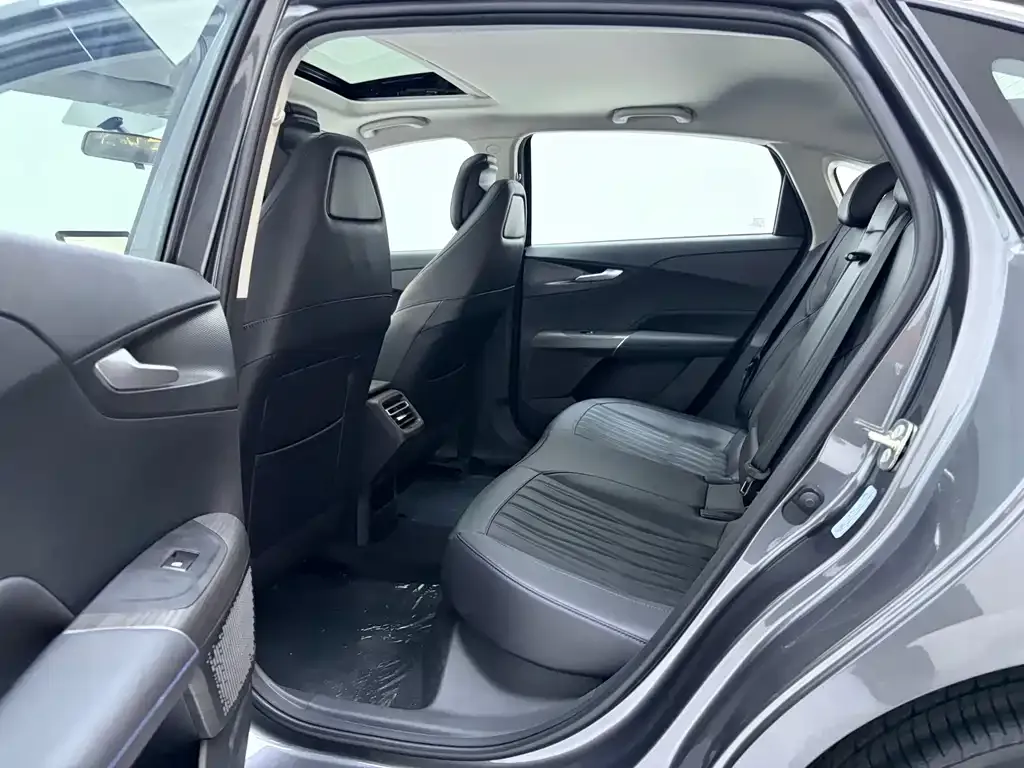 Changan Eado PHEV 2026 из CN, фото 8