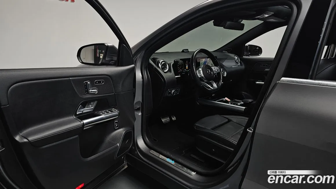 Mercedes-Benz EQA 2023 из KR, фото 5