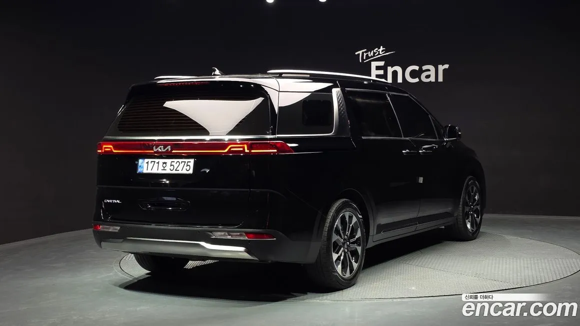 Kia Carnival — фото 2