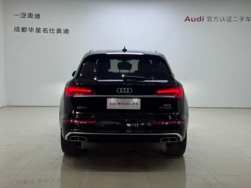 Audi Q5L — фото 3