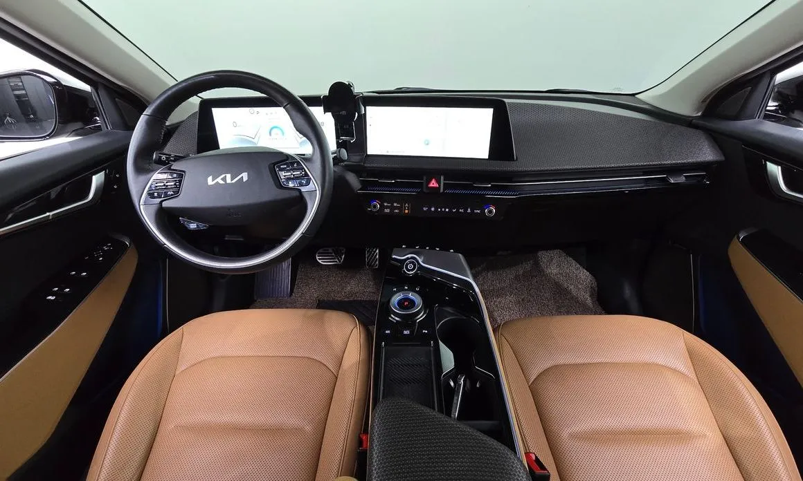 Kia EV6 — фото 6
