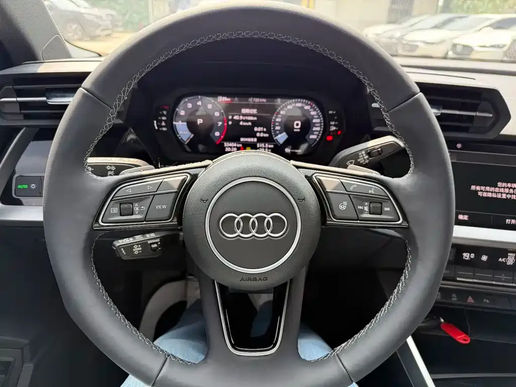 Audi A3 — фото 2