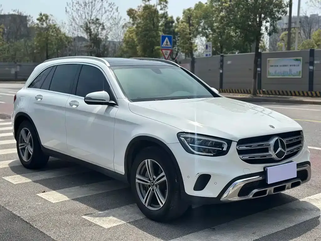 Mercedes-Benz GLC — фото 6
