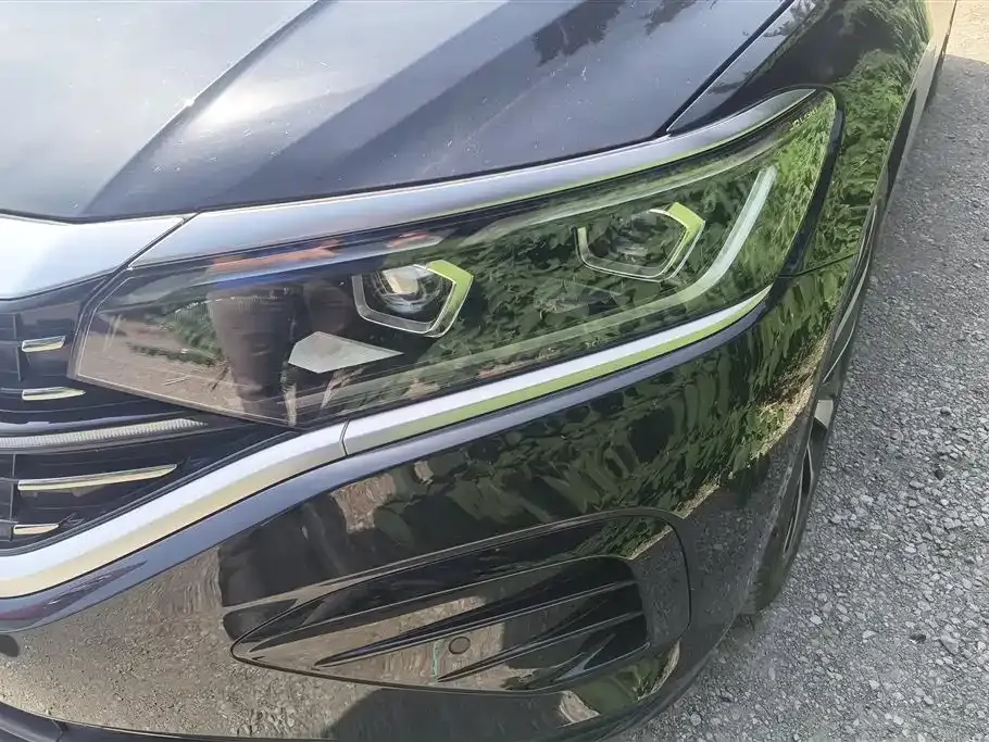 Volkswagen Passat — фото 5