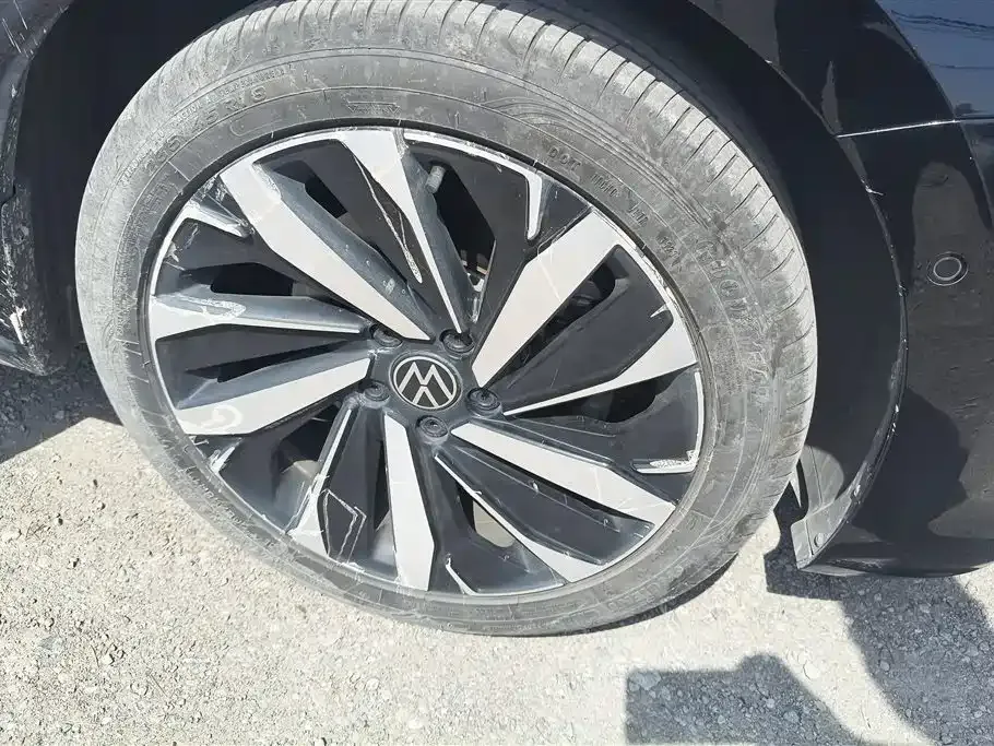 Volkswagen Passat — фото 6