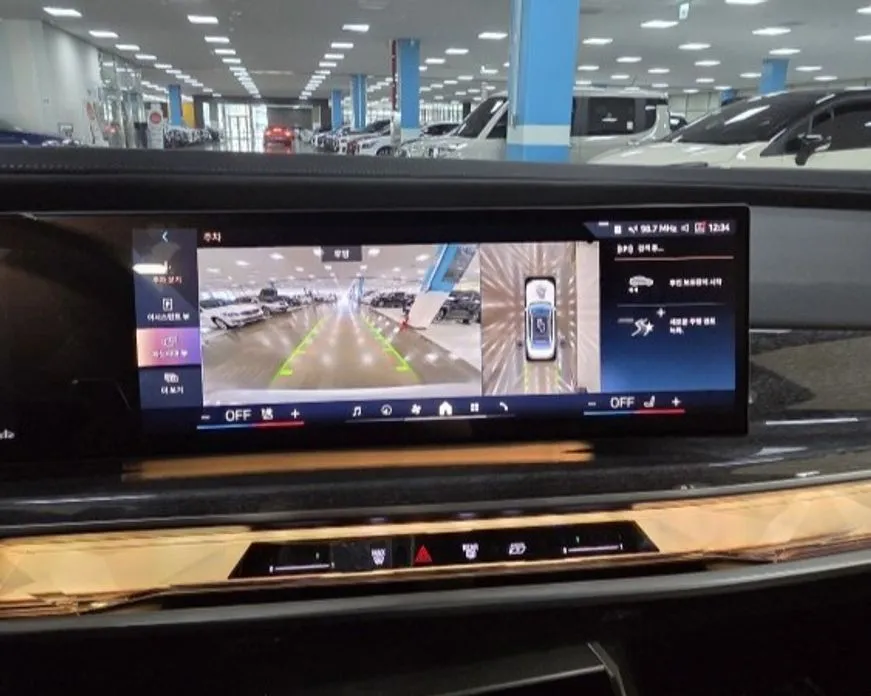 BMW 7-Series 2023 из KR, фото 4