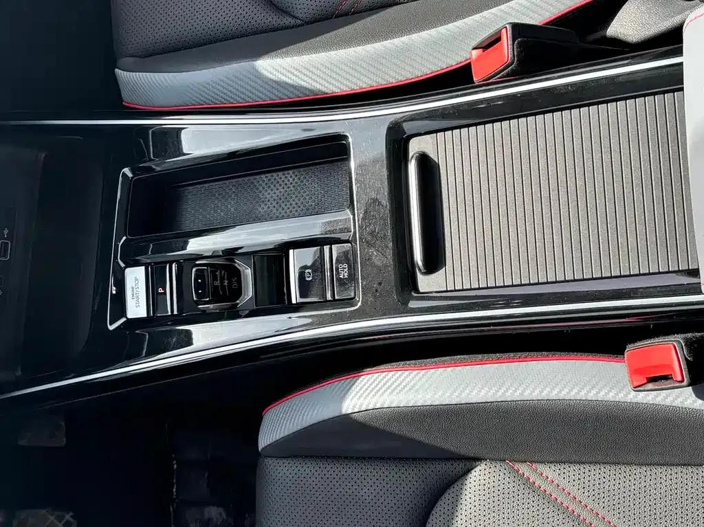 Volkswagen Lamando 2023 из CN, фото 10
