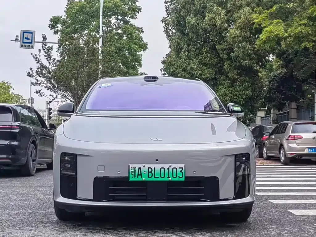 Li Auto i8 2025 из CN, фото 9