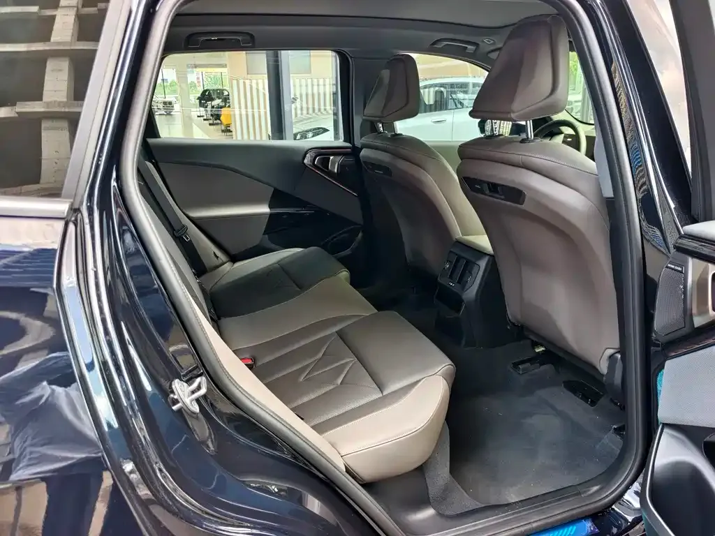 BMW X3 2025 из CN, фото 4