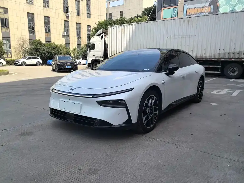 XPeng P7+