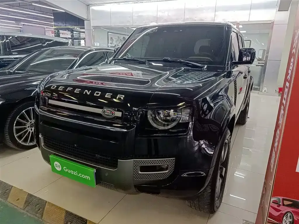 Land Rover Defender — фото 10