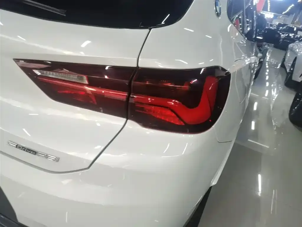 BMW X2 — фото 9