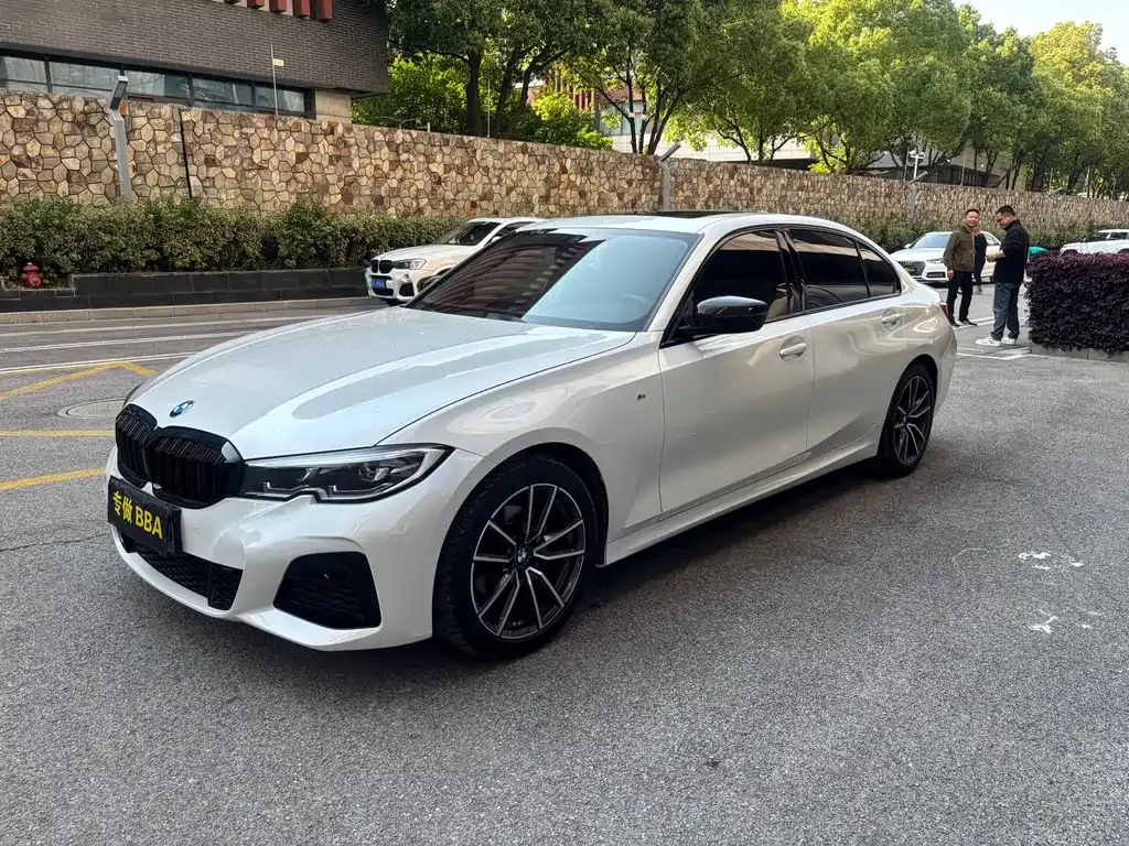 BMW 3 Series — фото 1