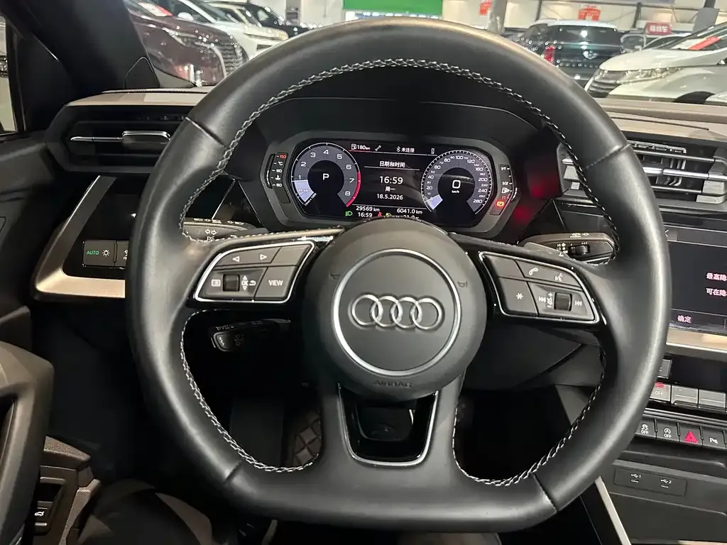 Audi A3 — фото 10
