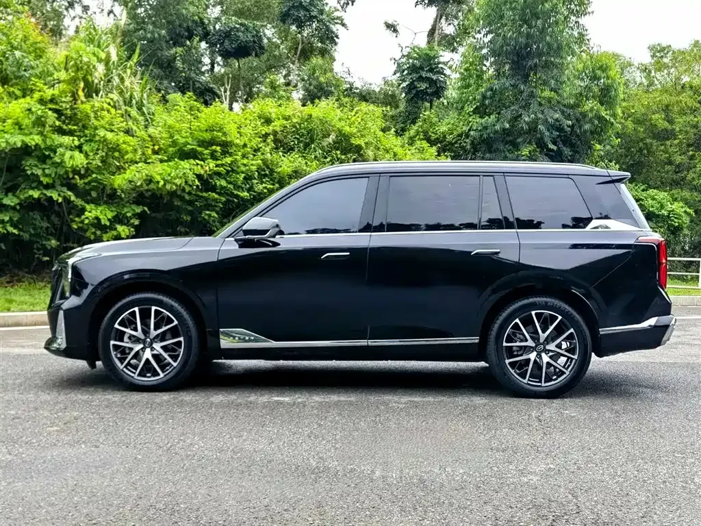 GAC Motor Trumpchi GS8 — фото 8
