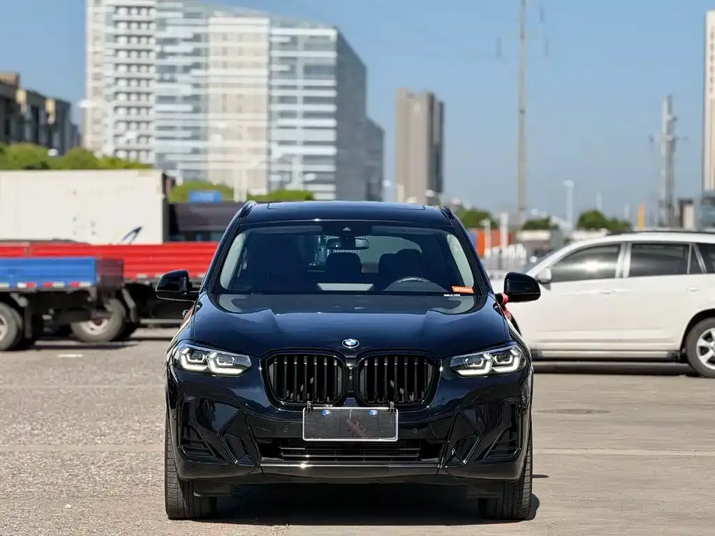 BMW X3 — фото 9