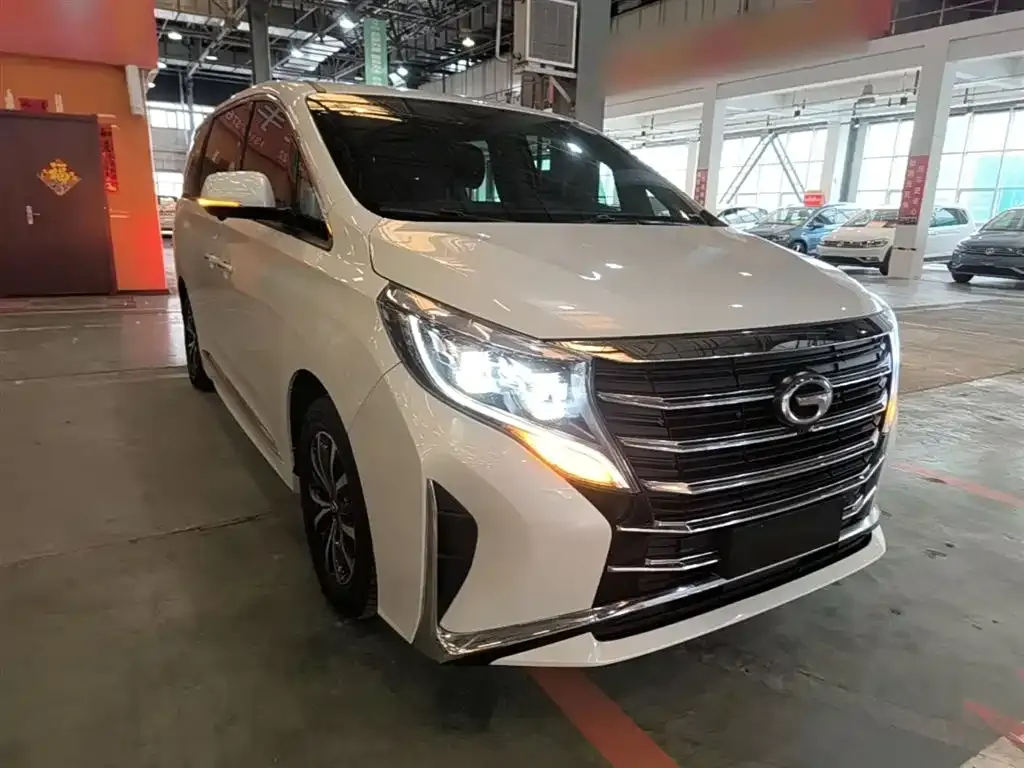 GAC Motor Trumpchi M8 — фото 10