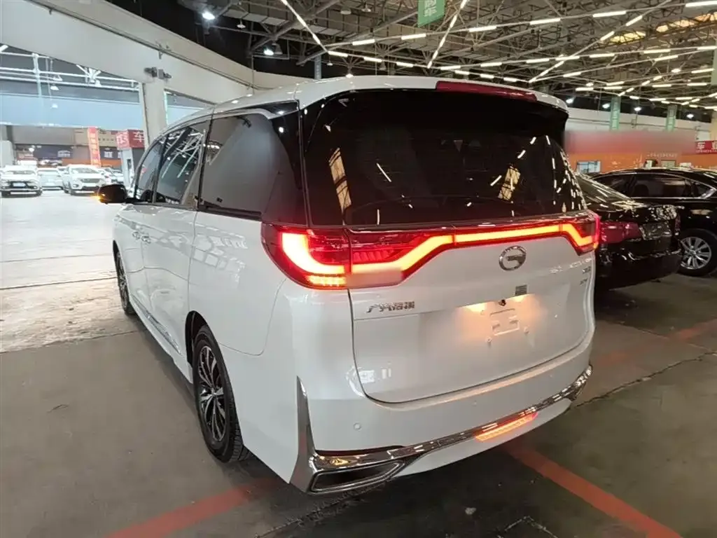 GAC Motor Trumpchi M8 — фото 3