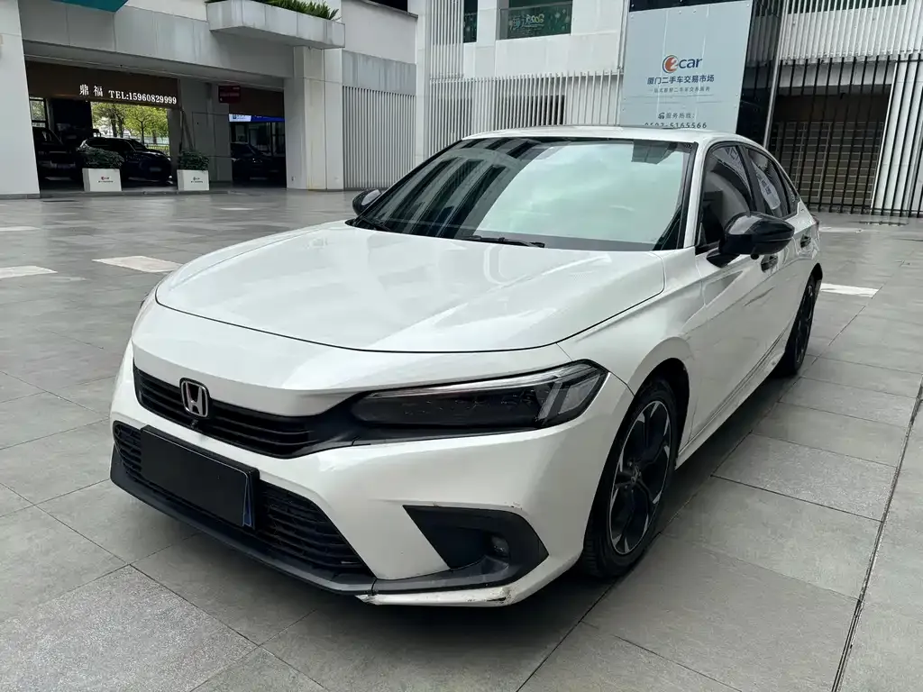 Honda Civic — фото 1