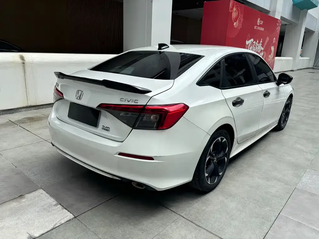 Honda Civic — фото 3