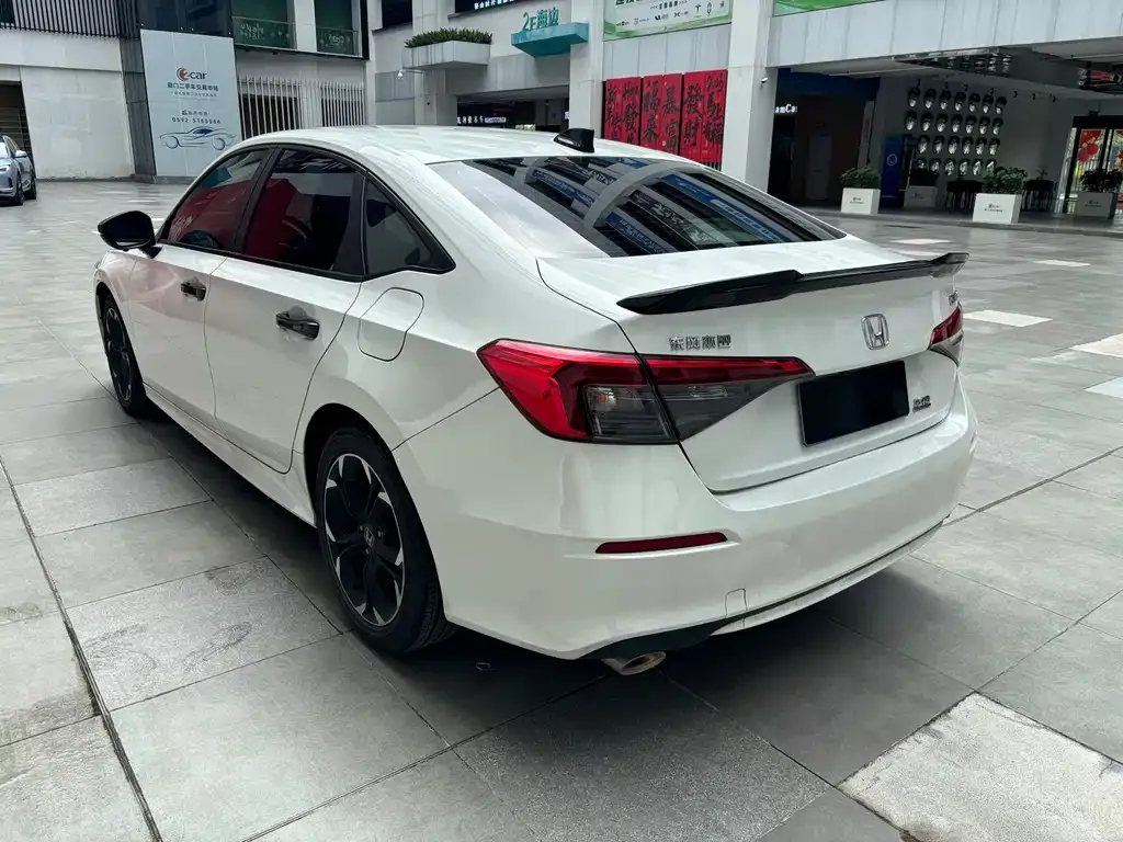 Honda Civic — фото 10