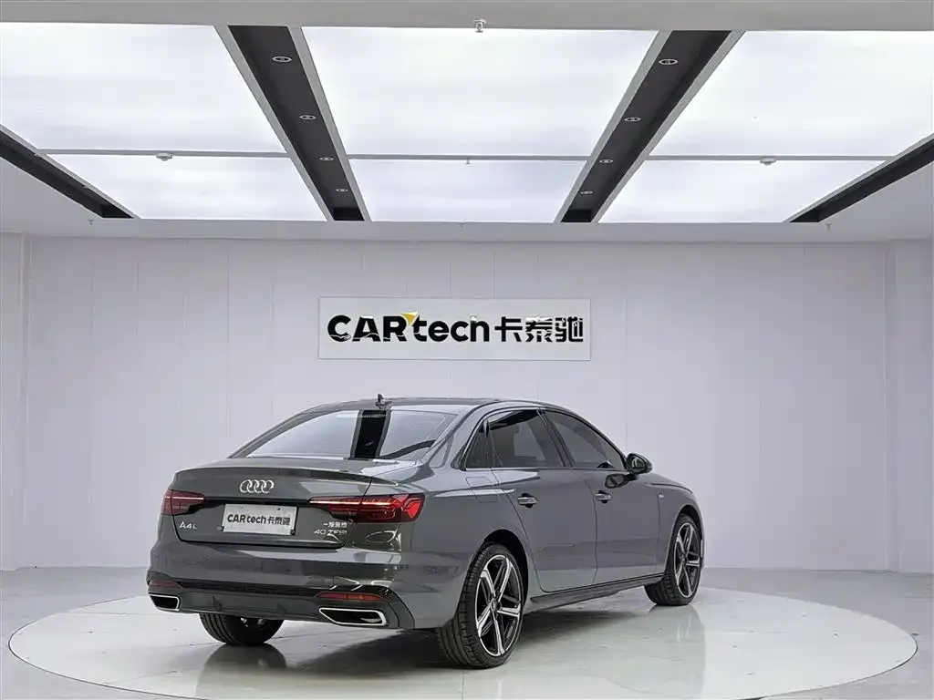 Audi A4L — фото 10