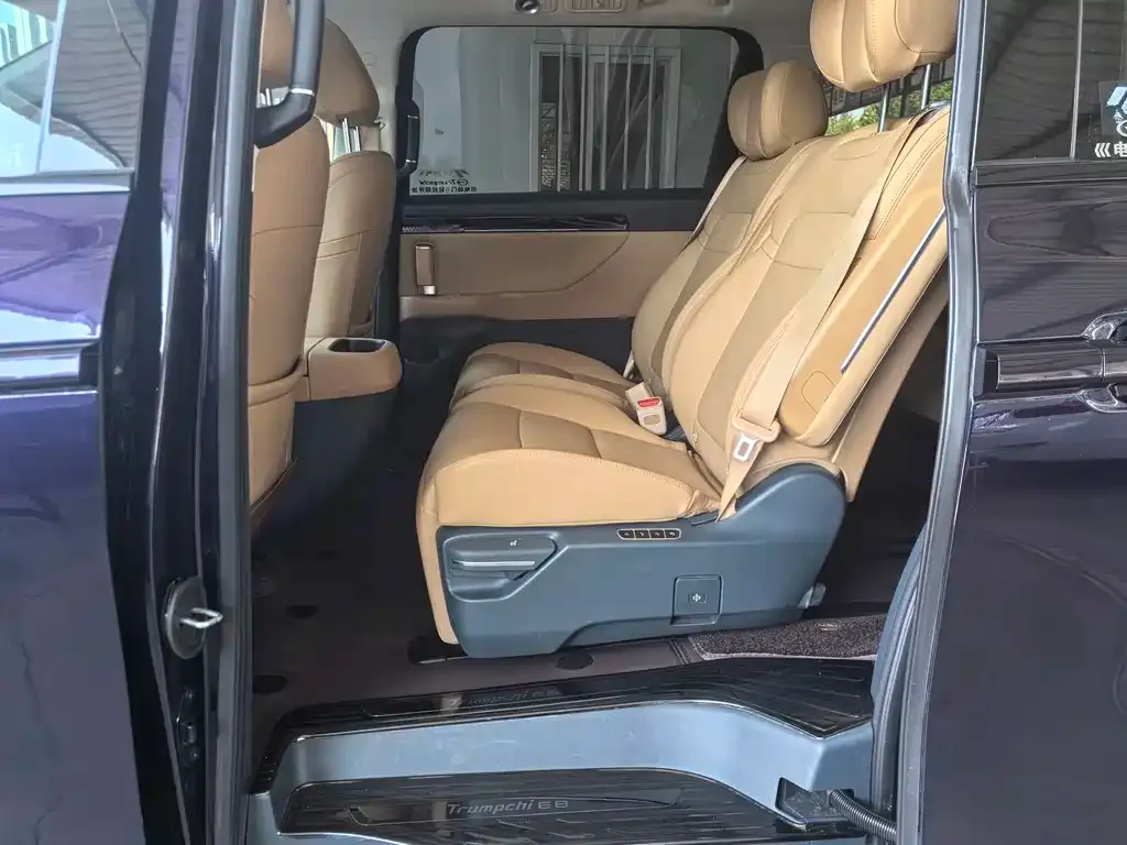 GAC Motor E8 Hybrid 2024 из CN, фото 5