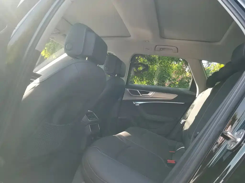 Audi A6 (Import) 2025 из CN, фото 3