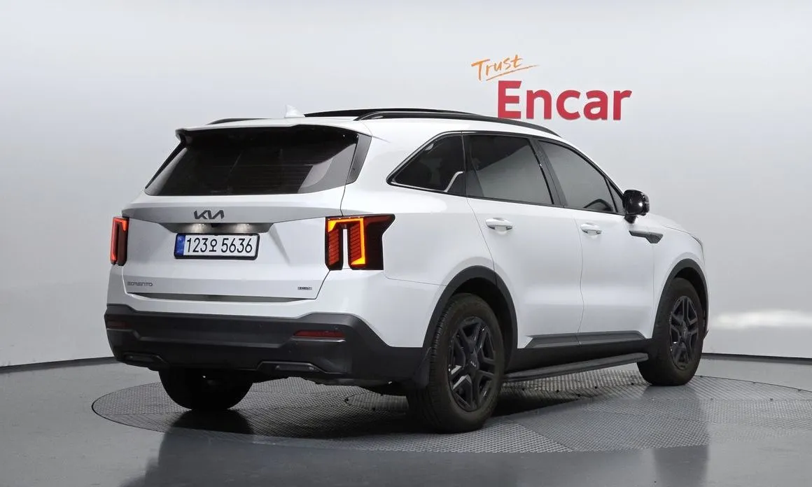 Kia Sorento — фото 4