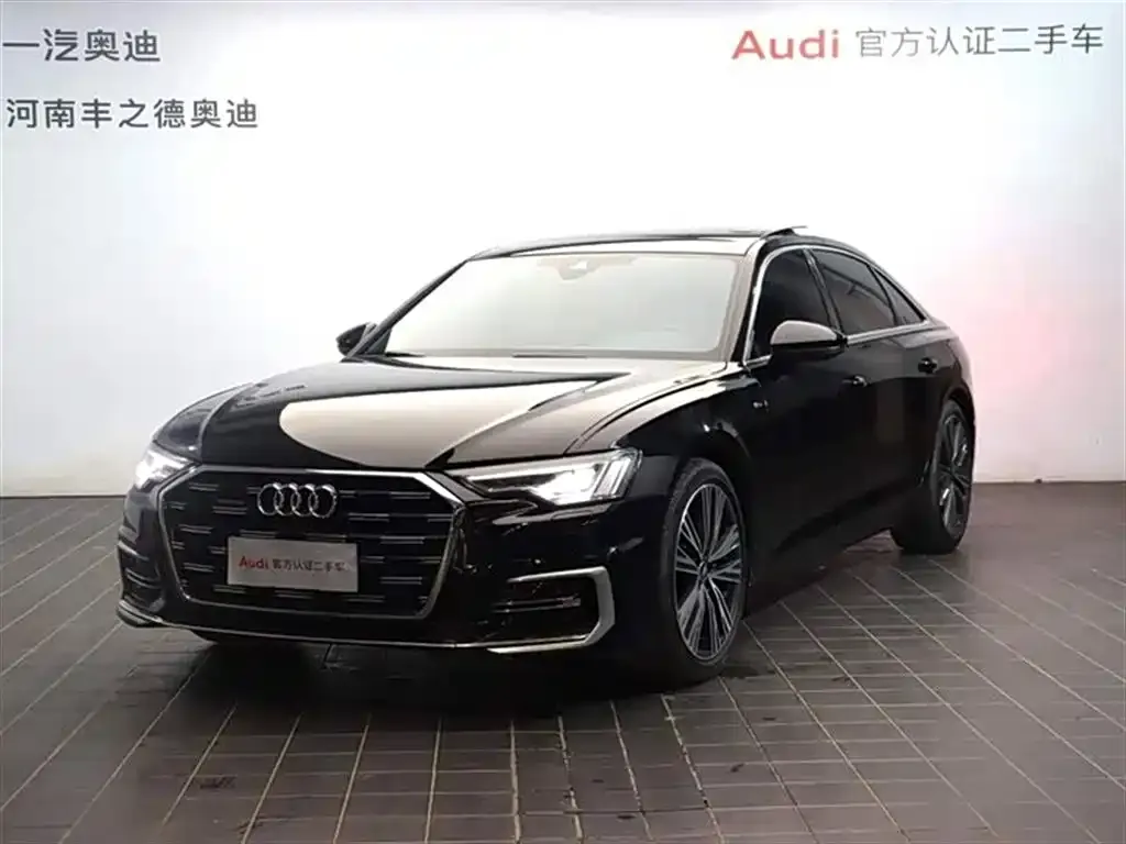 Audi A6L — фото 1