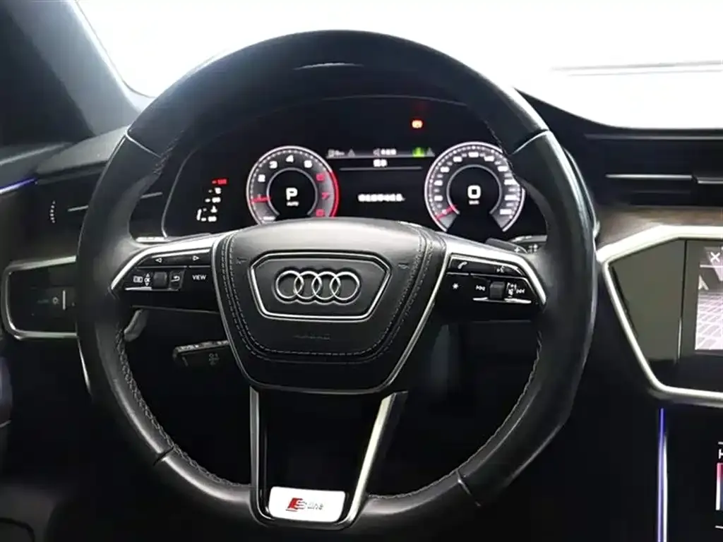 Audi A6L — фото 10