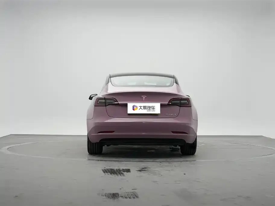 Tesla Model 3 — фото 6