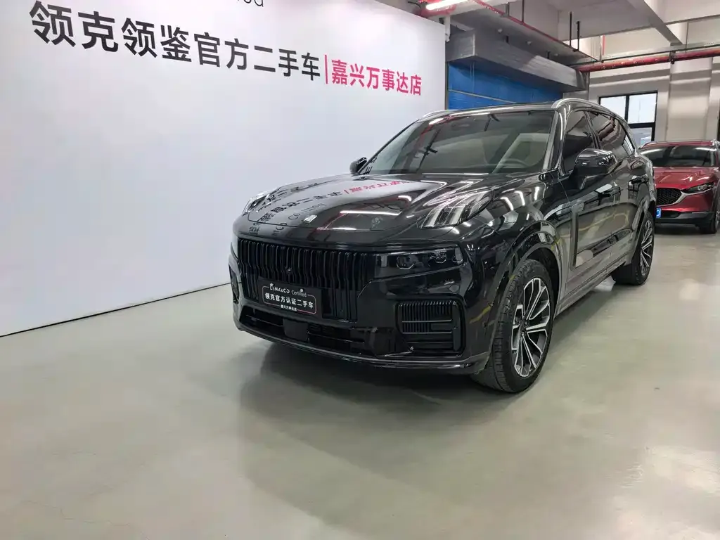 Lynk & Co 09